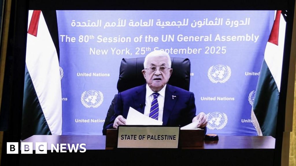 Palestinian leader says ready to work with US for two-state peace plan