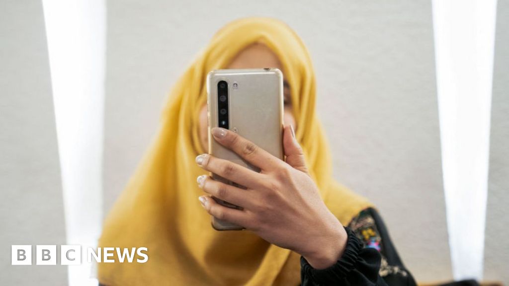 Afghan women lose their ‘last hope’ as Taliban shuts down internet