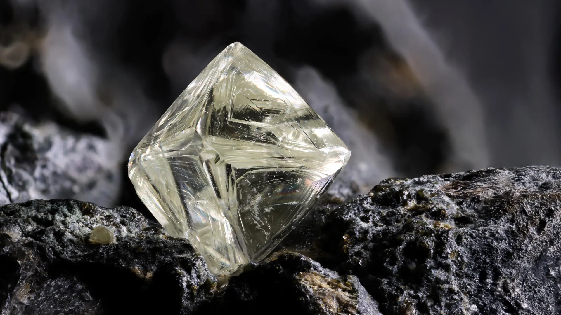 Scientists crack the explosive secret of how diamonds reach the surface
